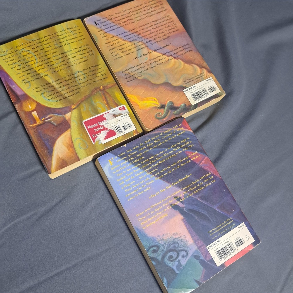 Harry Potter Books 1-3 Sorcerer's Stone Chamber of Secrets Prisoner of Azkaban - Picture 4 of 4